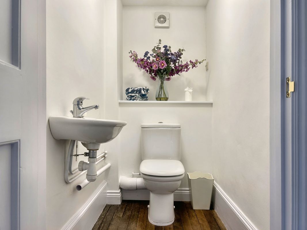 The Old Post Office, Thornhill Road, South Marston, Swindon, Wiltshire, SN3 4RY