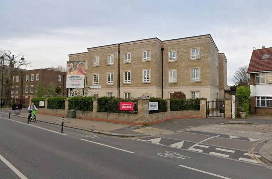 Flat 9 Beck House, 174 Twickenham Road, Isleworth, Middlesex, TW7 7DJ
