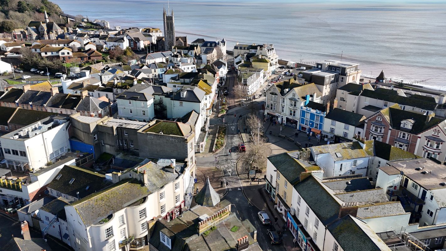 2 Regent Street, Teignmouth, Devon, TQ14 8SW