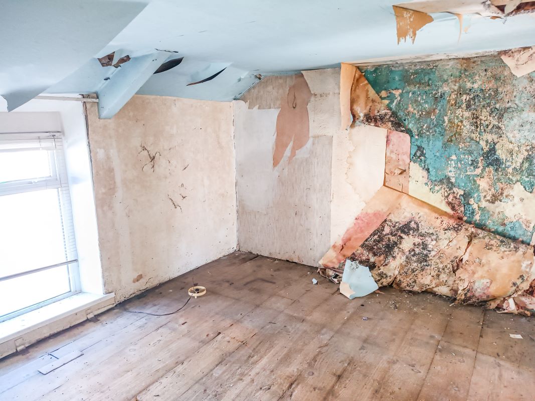 16 Davis Street, Aberdare, Mid Glamorgan, CF44 6UR