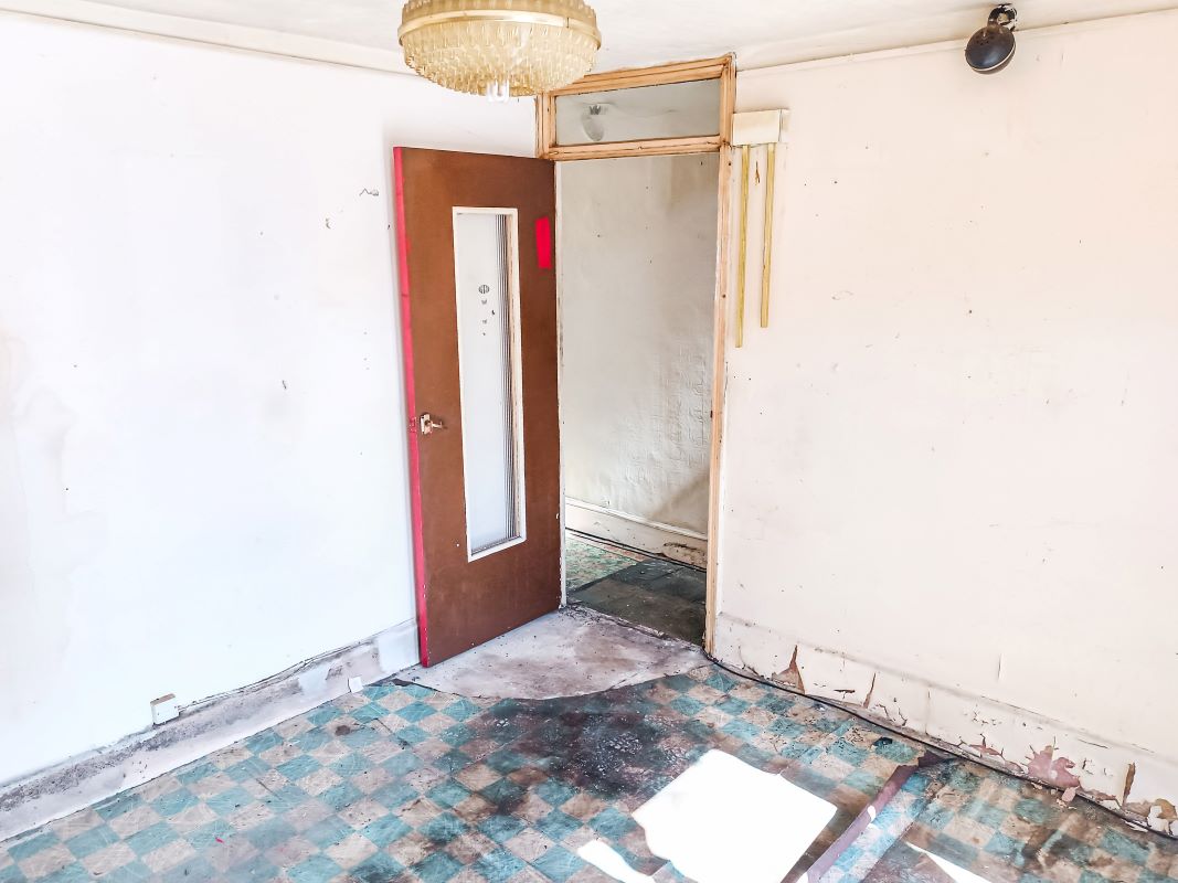 16 Davis Street, Aberdare, Mid Glamorgan, CF44 6UR