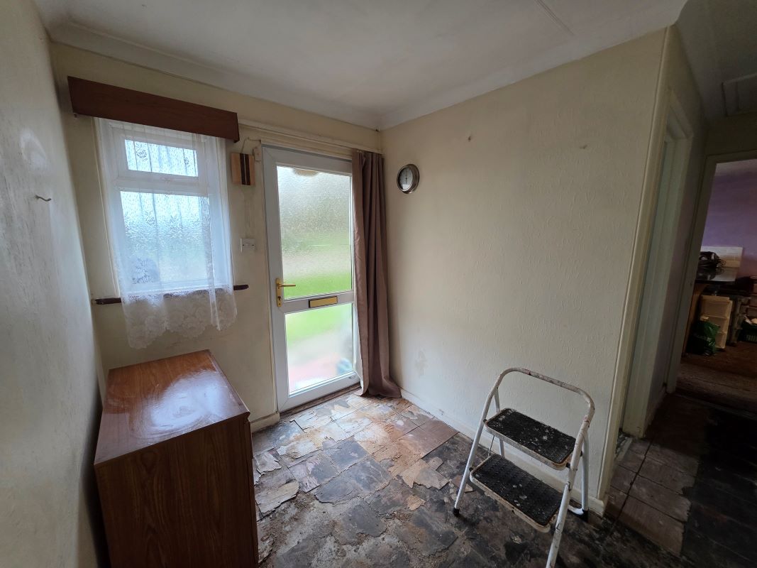 Toll Gate Bungalow, 15 Church Street, Witheridge, Tiverton, Devon, EX16 8AP