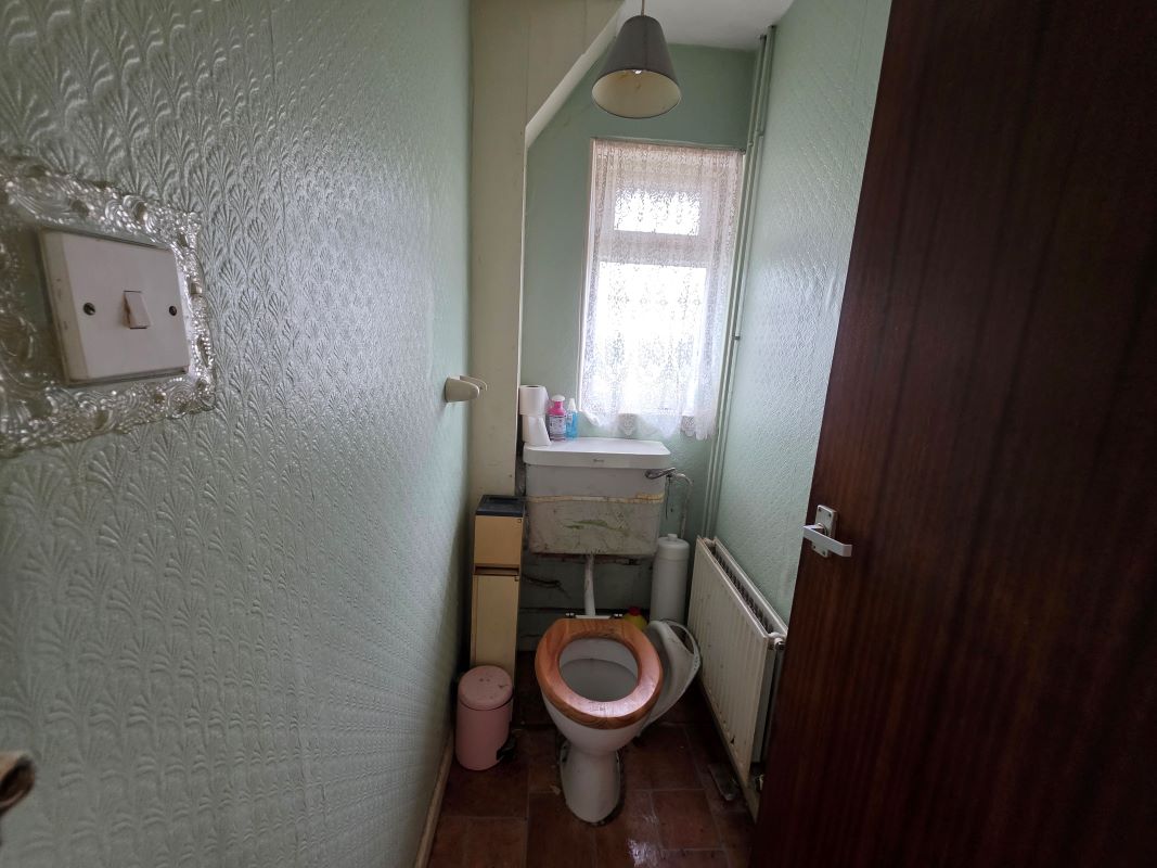 Toll Gate Bungalow, 15 Church Street, Witheridge, Tiverton, Devon, EX16 8AP