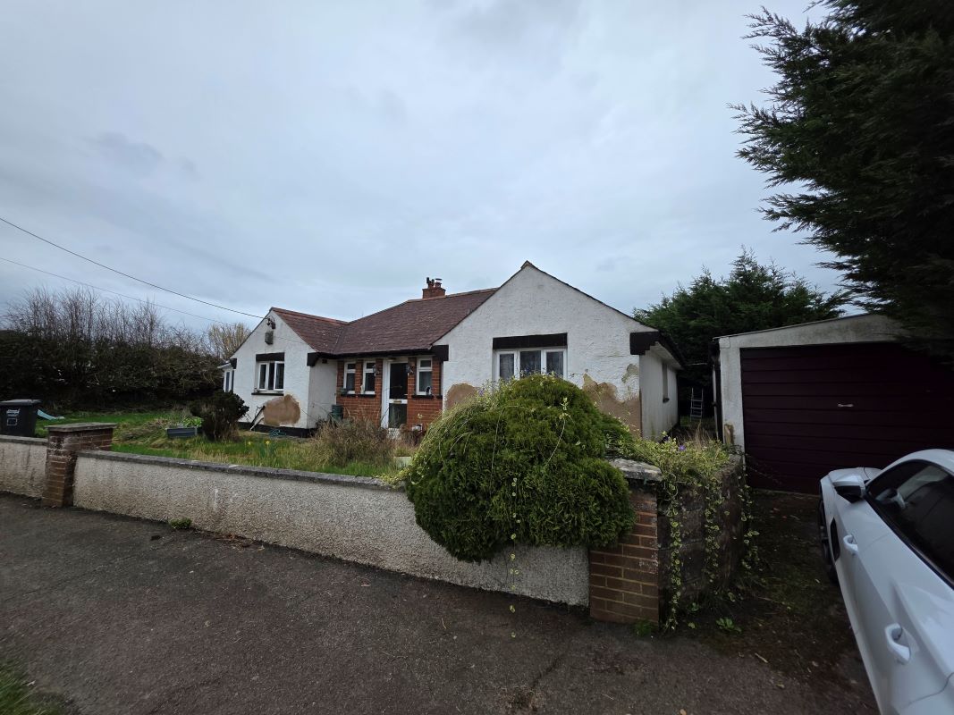 Toll Gate Bungalow, 15 Church Street, Witheridge, Tiverton, Devon, EX16 8AP