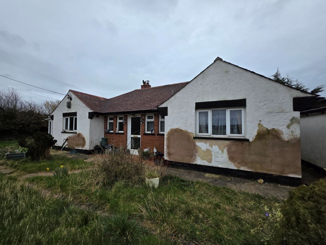 Toll Gate Bungalow, 15 Church Street, Witheridge, Tiverton, Devon, EX16 8AP