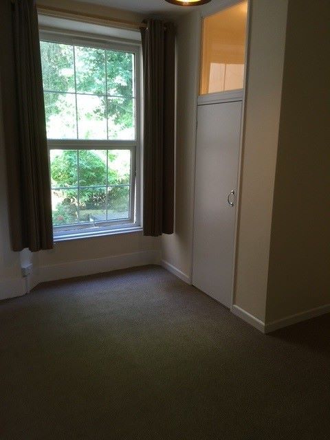 37 Rock Road, Torquay, Devon, TQ2 5SR