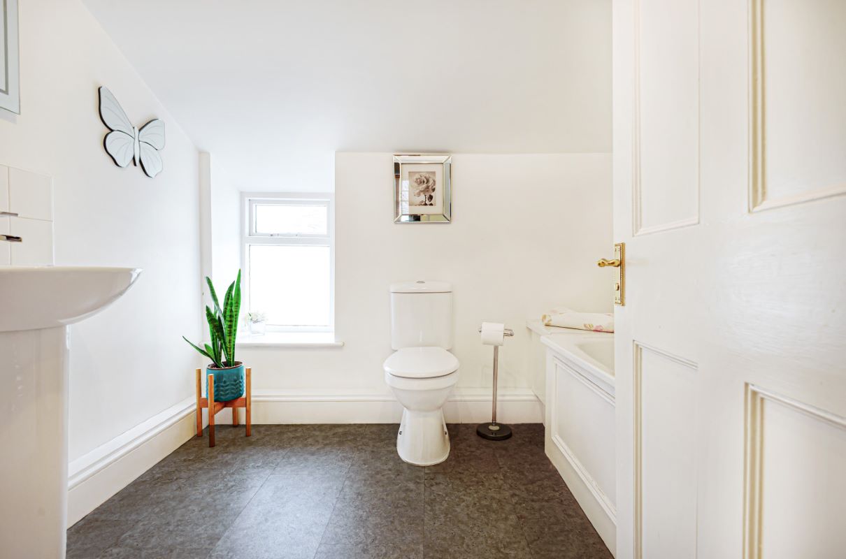 The Old Post Office, Thornhill Road, South Marston, Swindon, Wiltshire, SN3 4RY