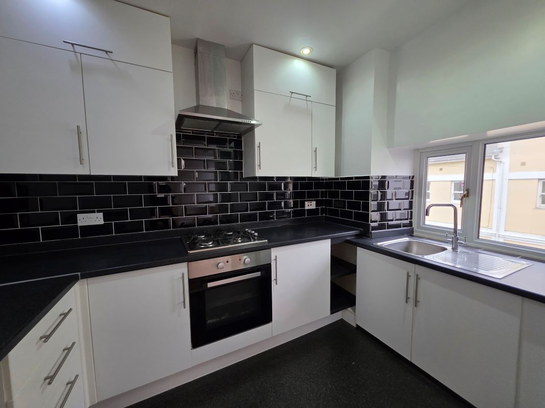 83A Fore Street, St Marychurch, Torquay, Torbay, TQ1 4PZ