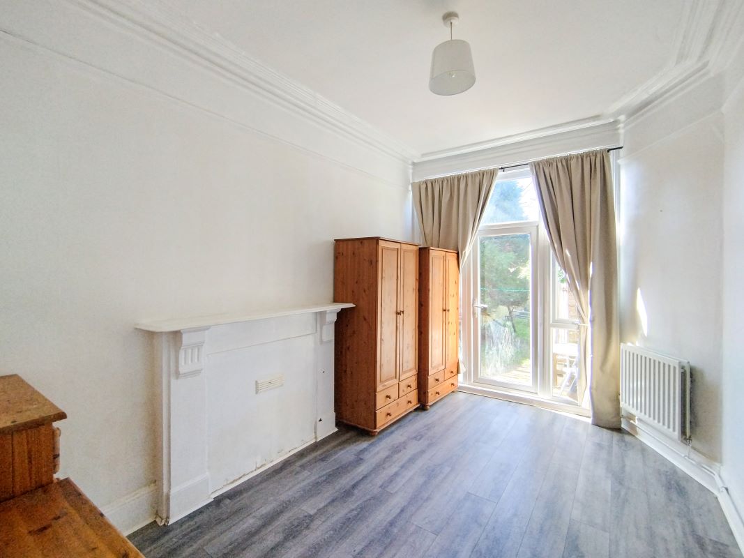 62 & 62a Hillfield Avenue, Crouch End, London, N8 7DN