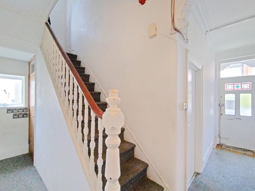 62 & 62a Hillfield Avenue, Crouch End, London, N8 7DN