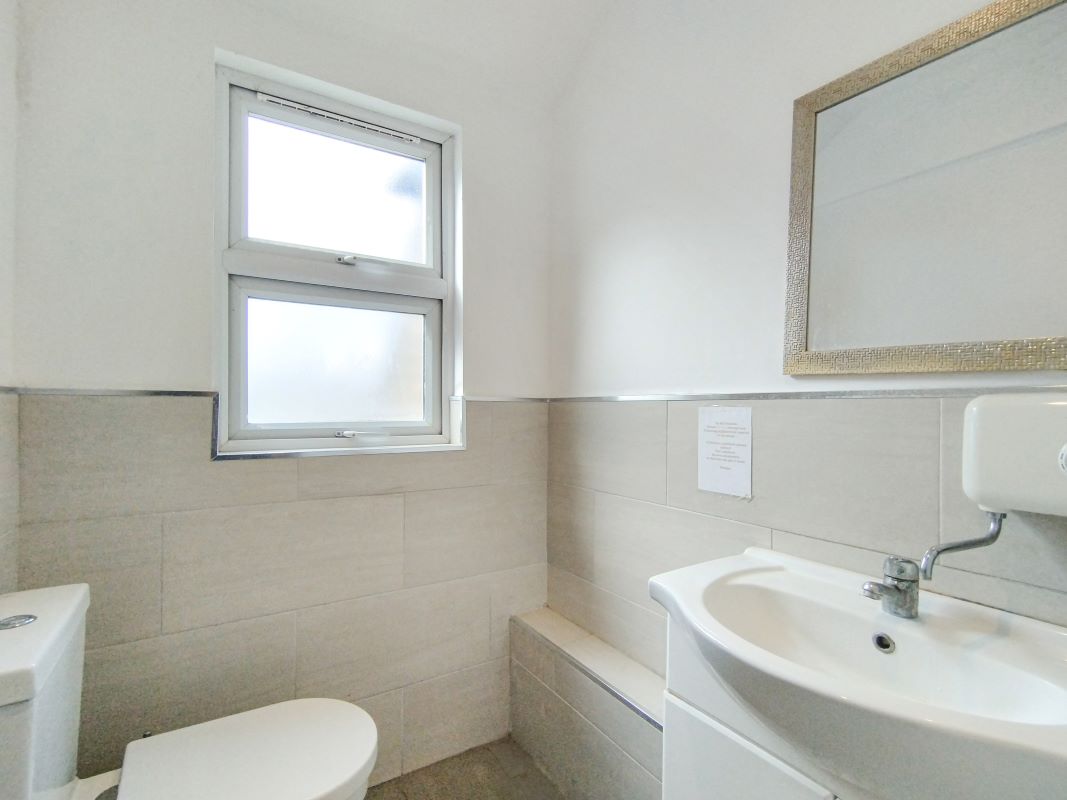 62 & 62a Hillfield Avenue, Crouch End, London, N8 7DN