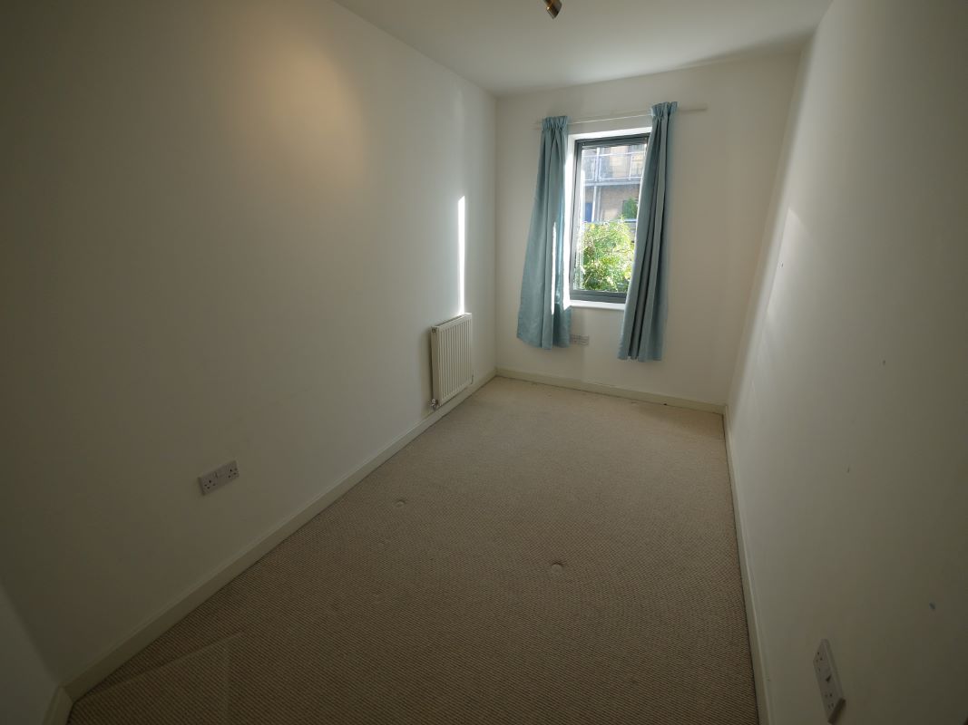 Flat 2 Helen House, Rollason Way, Brentwood, Essex, CM14 4AQ