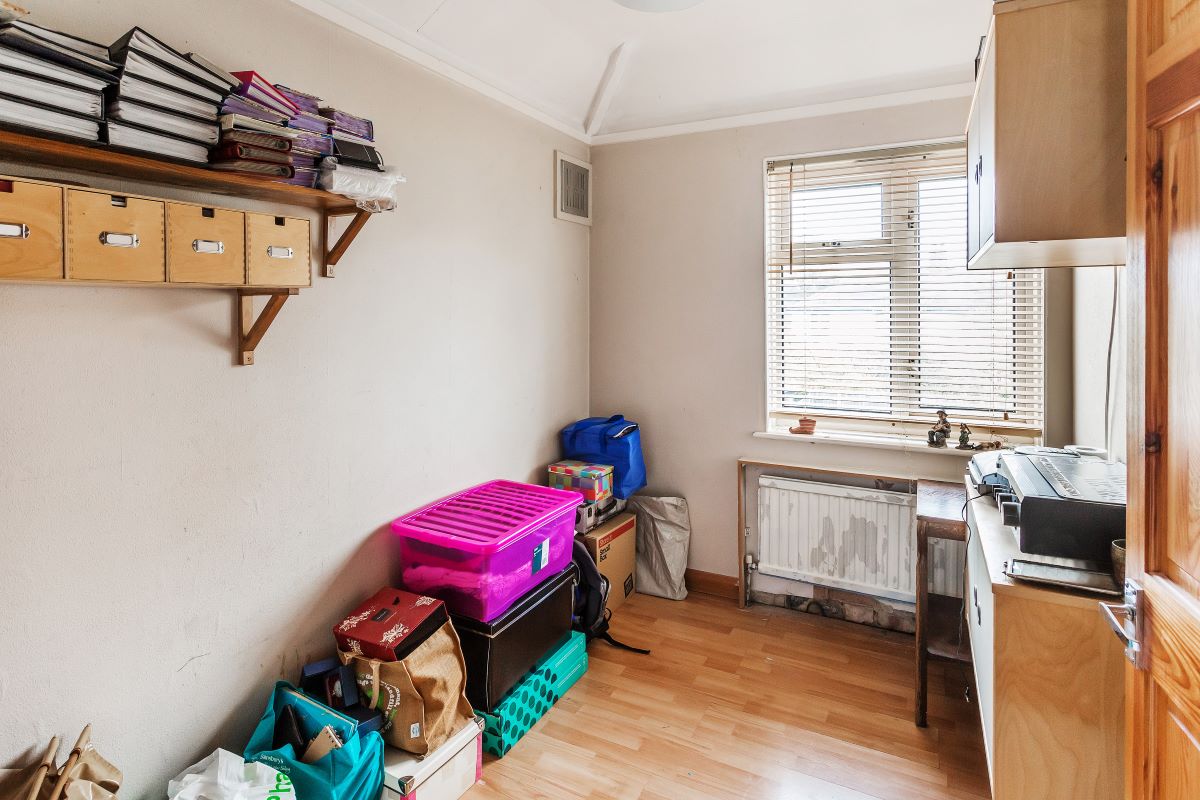 1 Camden Way, Thornton Heath, Surrey, CR7 8AX