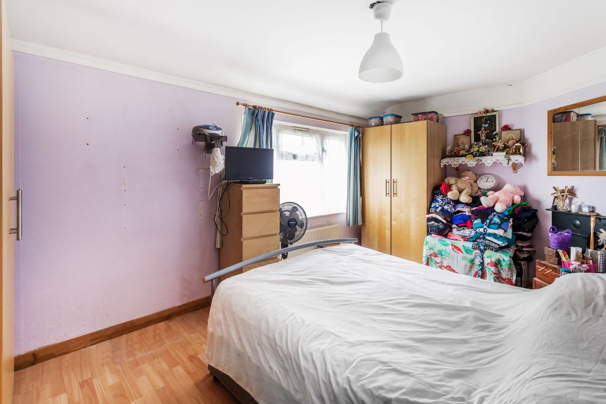 1 Camden Way, Thornton Heath, Surrey, CR7 8AX