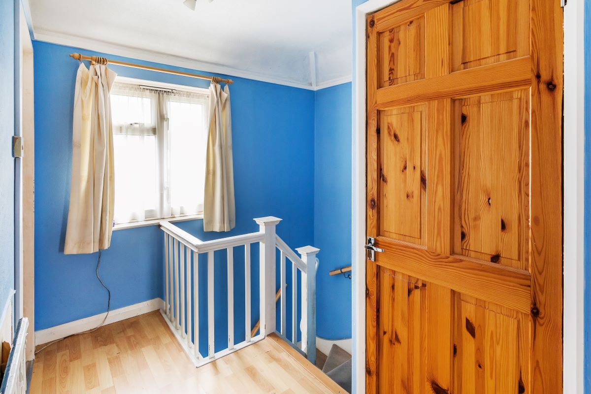 1 Camden Way, Thornton Heath, Surrey, CR7 8AX