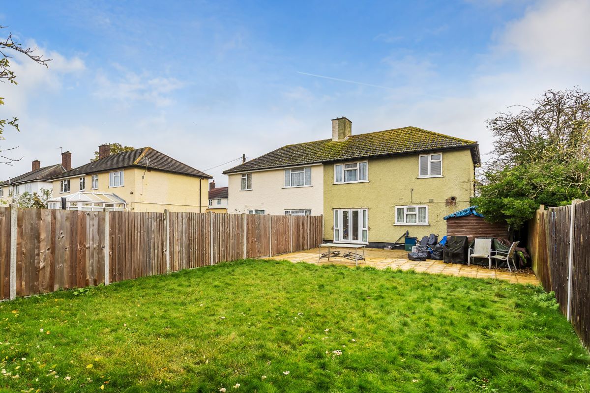 1 Camden Way, Thornton Heath, Surrey, CR7 8AX