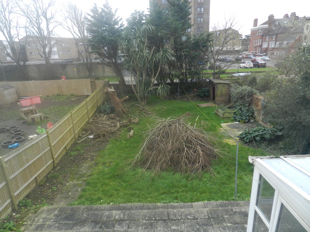 6 Selborne Place, Littlehampton, West Sussex, BN17 5NH