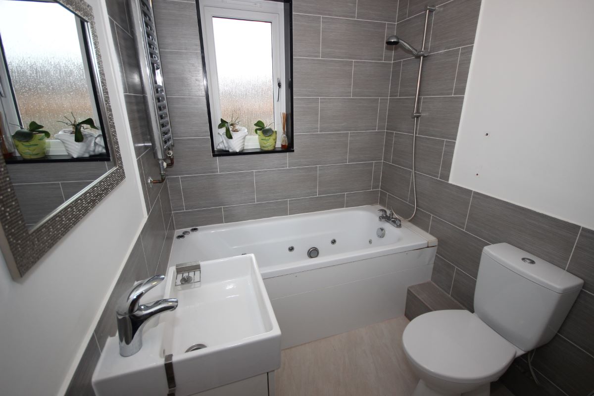 73 Trundleys Road, Deptford, London, SE8 5BD