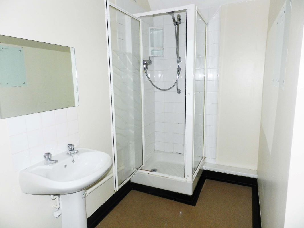 6 Selborne Place, Littlehampton, West Sussex, BN17 5NH