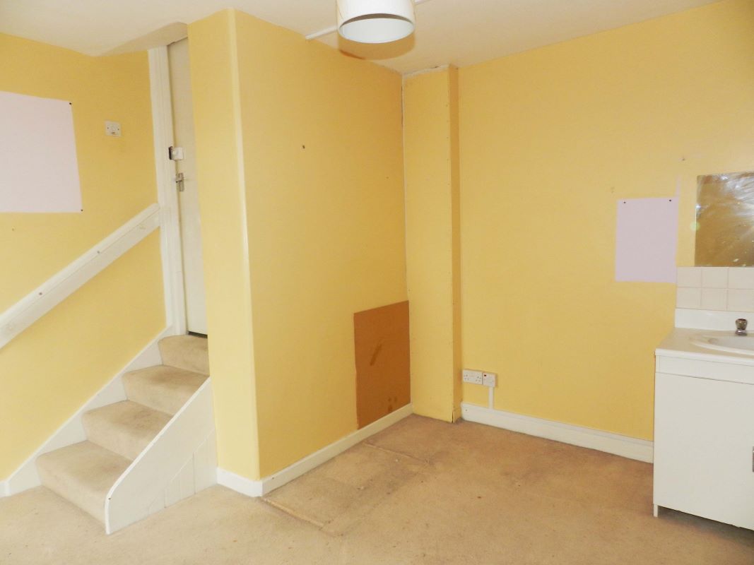 6 Selborne Place, Littlehampton, West Sussex, BN17 5NH