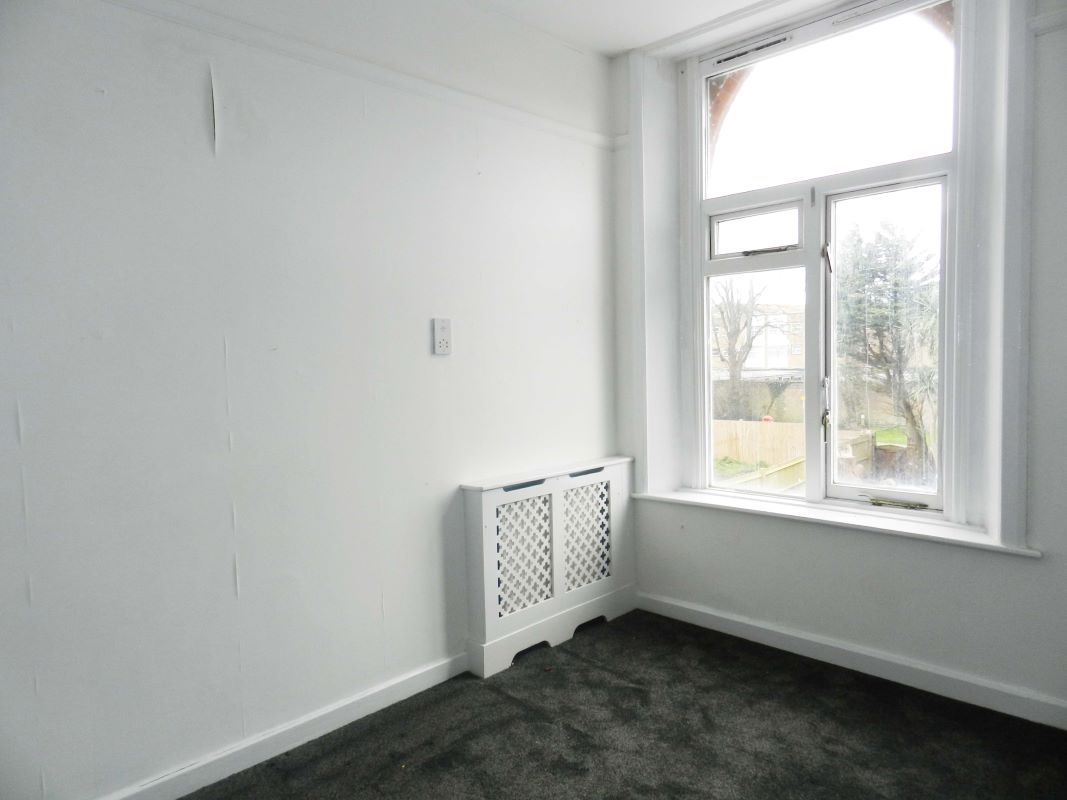 6 Selborne Place, Littlehampton, West Sussex, BN17 5NH