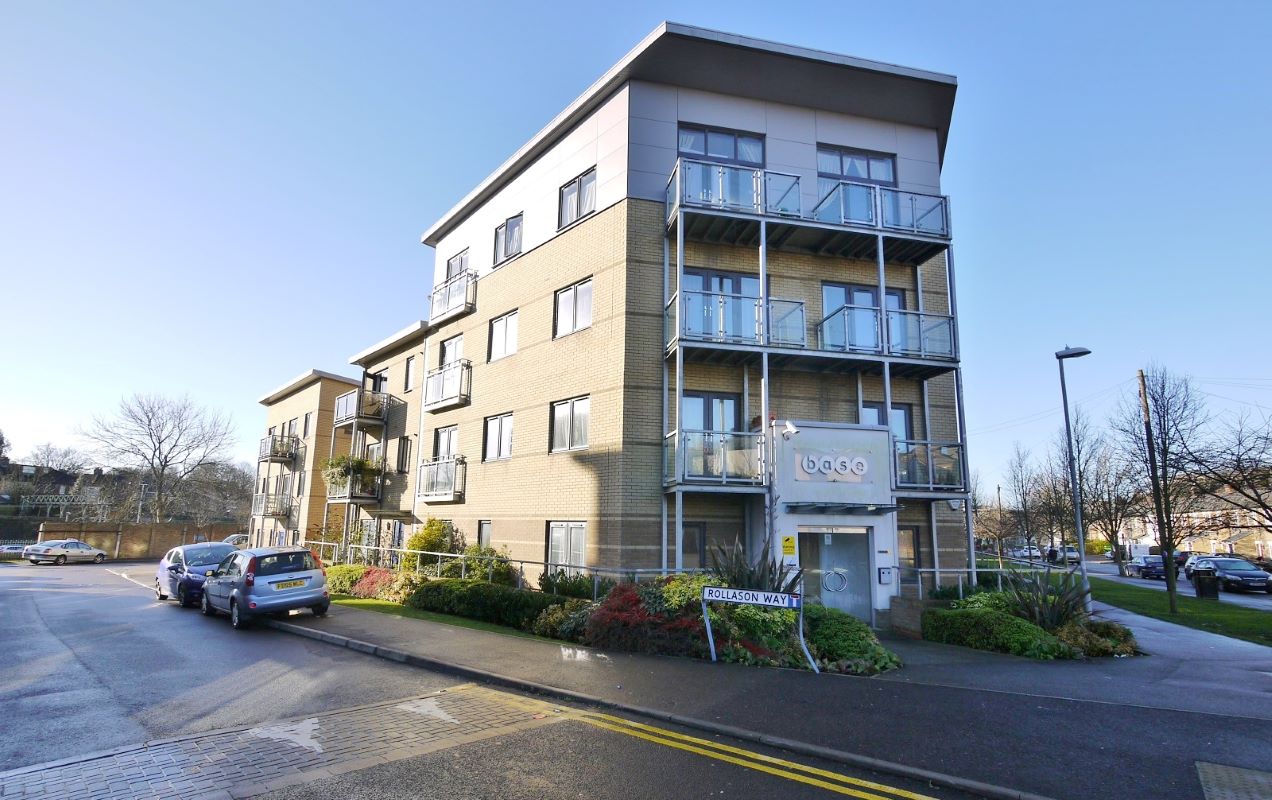Flat 2 Helen House, Rollason Way, Brentwood, Essex, CM14 4AQ