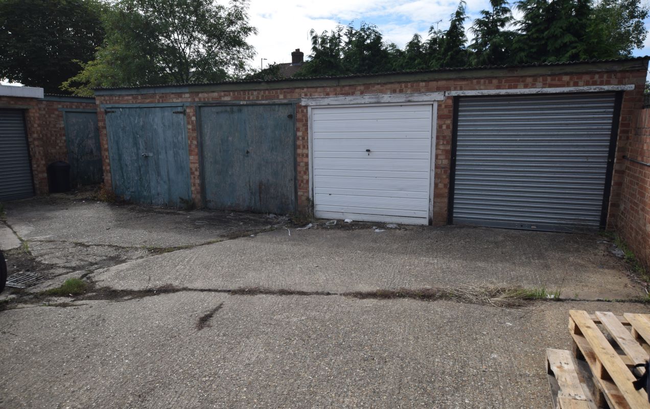 Garage at Eastbrook Drive, Rush Green, Romford, Essex, RM7 0YX