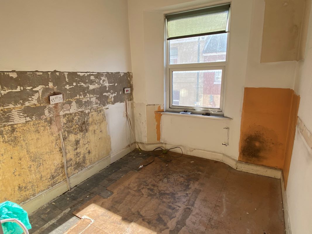 Flats 1-3, 39 South Street, Torquay, Devon, TQ2 5AJ