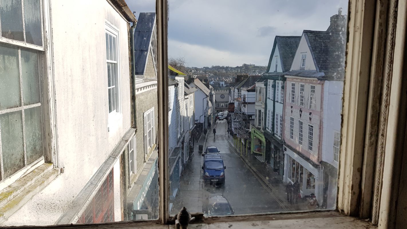 29 High Street, Totnes, Devon, TQ9 5NP