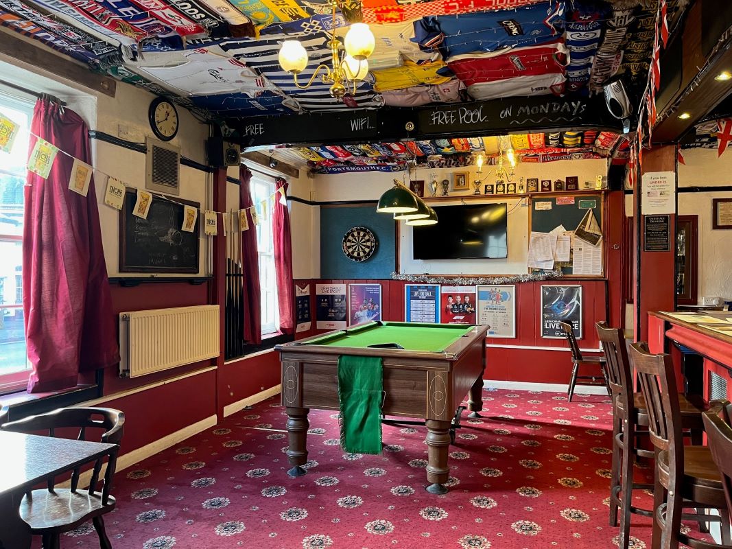 The Kings Arms, 4 King Street, South Molton, Devon, EX36 3BL