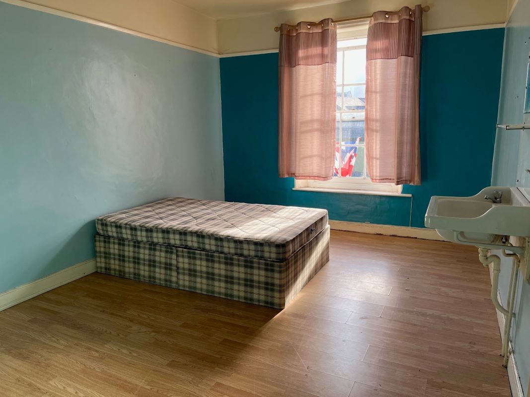 The Kings Arms, 4 King Street, South Molton, Devon, EX36 3BL