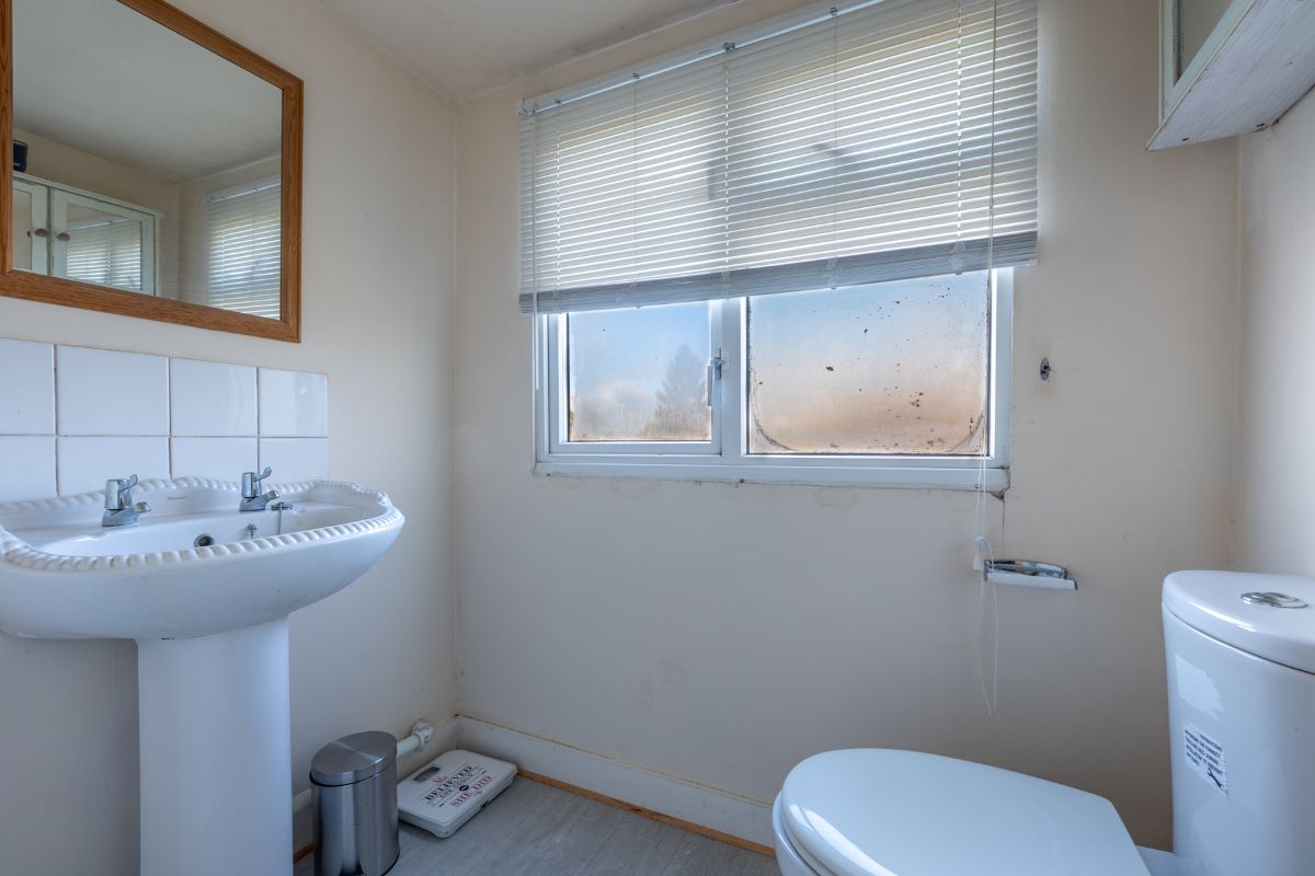 43 Palmerstone Road, Earley, Reading, Berkshire, RG6 1HL