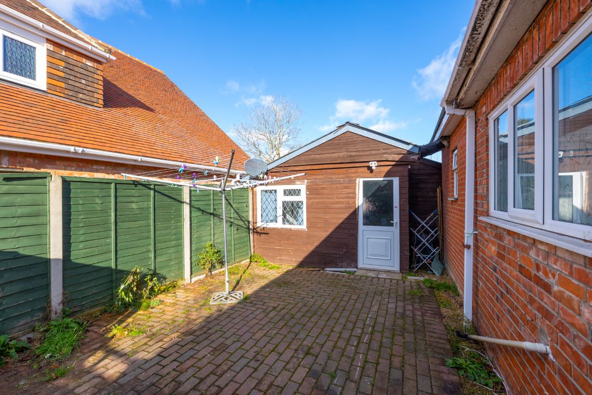 43 Palmerstone Road, Earley, Reading, Berkshire, RG6 1HL