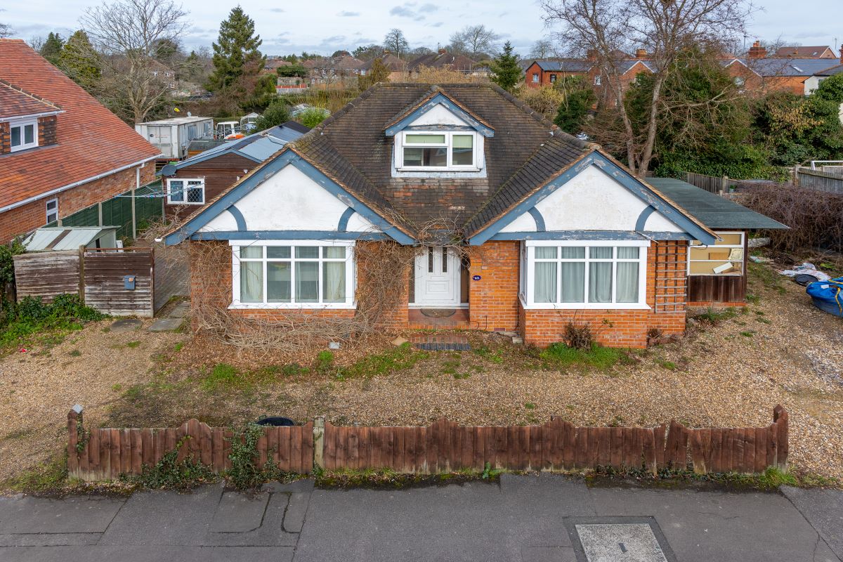 43 Palmerstone Road, Earley, Reading, Berkshire, RG6 1HL