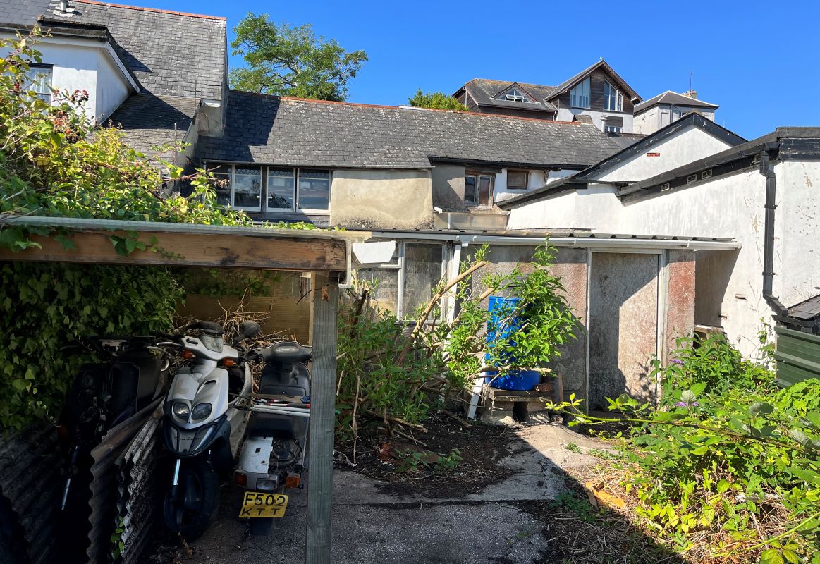 28-30 Well Street, Paignton, Devon, TQ3 3AW