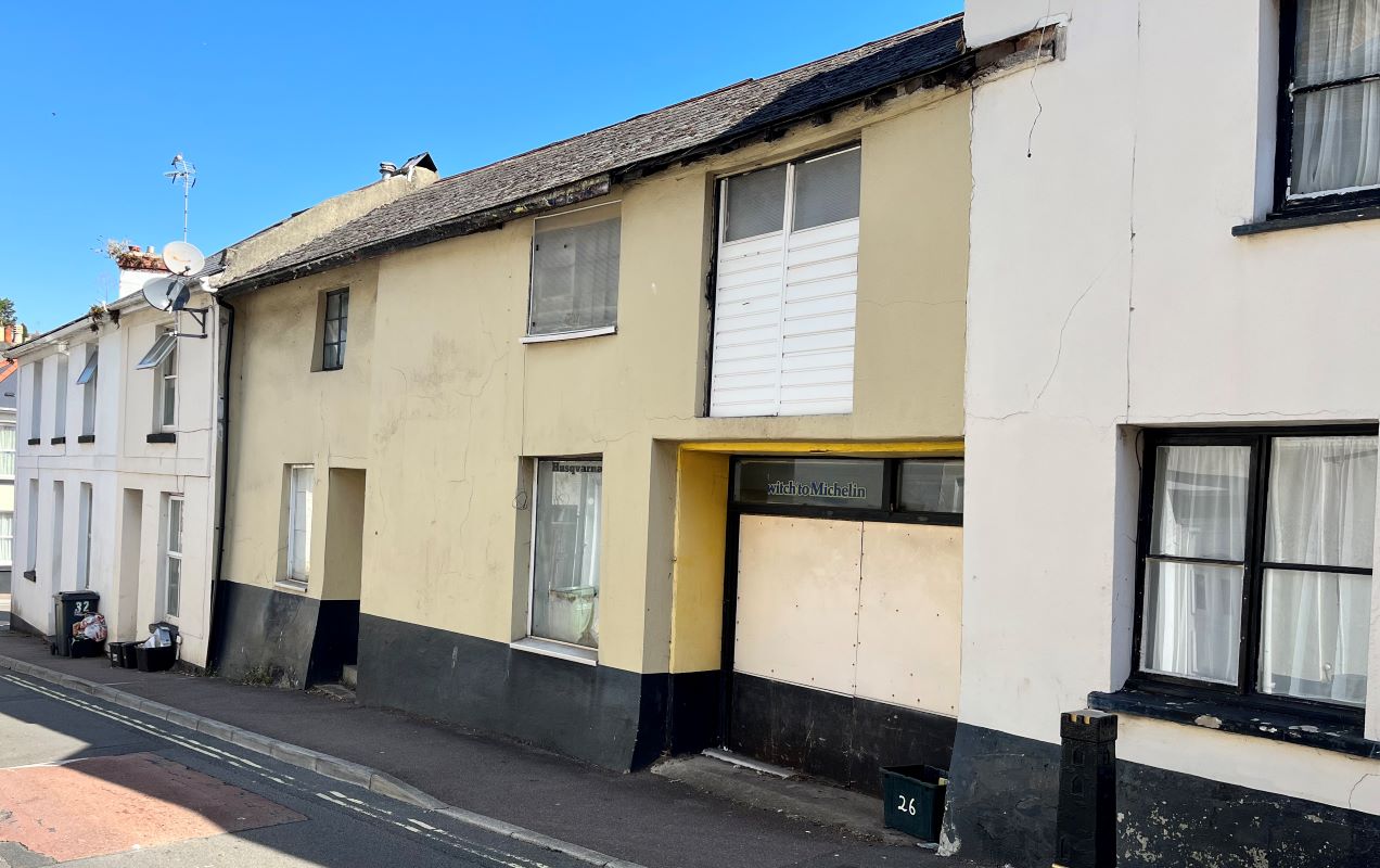28-30 Well Street, Paignton, Devon, TQ3 3AW