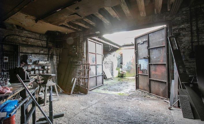 128A Southbridge Road & 21 Dering Road, Croydon, Surrey, CR0 1AF