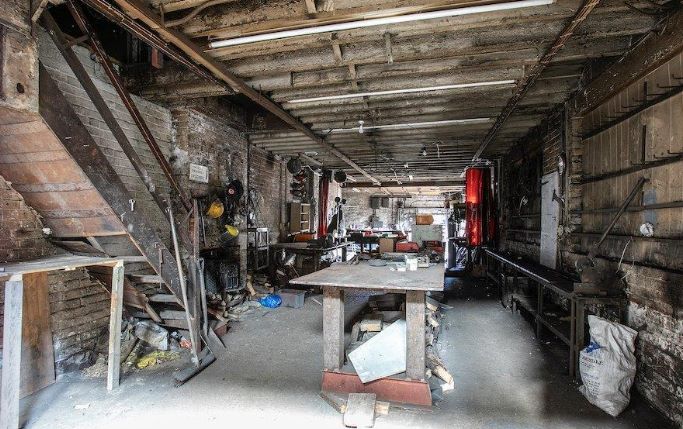 128A Southbridge Road & 21 Dering Road, Croydon, Surrey, CR0 1AF