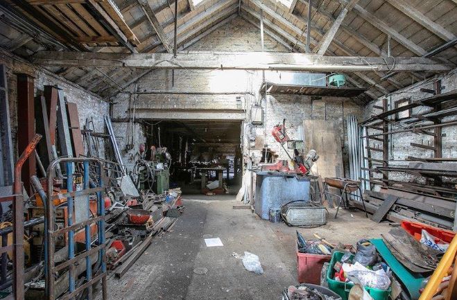 128A Southbridge Road & 21 Dering Road, Croydon, Surrey, CR0 1AF