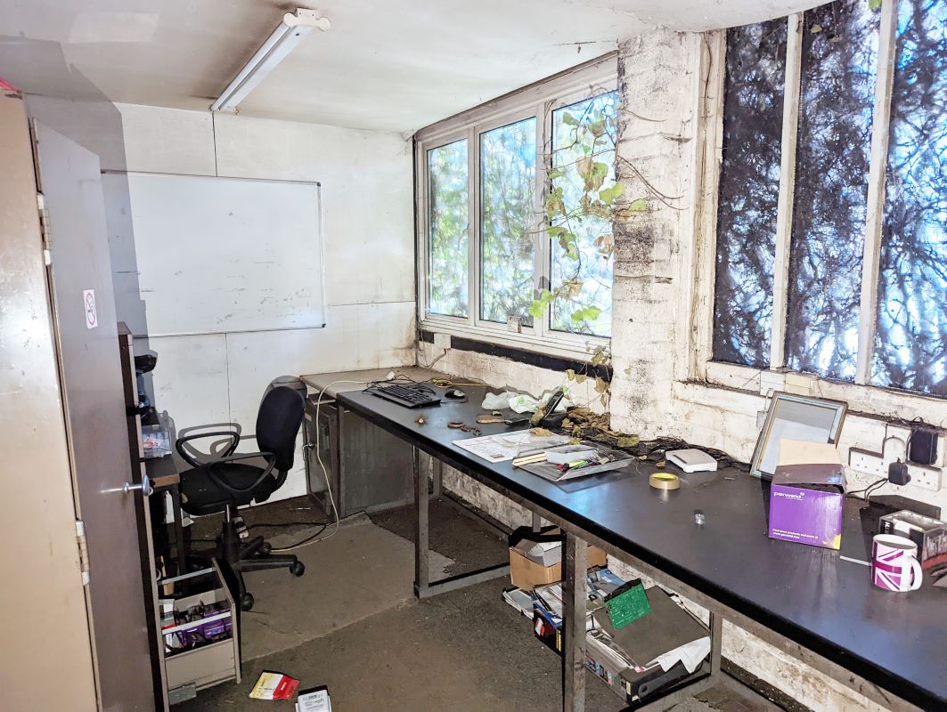 128A Southbridge Road & 21 Dering Road, Croydon, Surrey, CR0 1AF