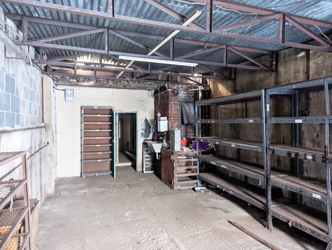 128A Southbridge Road & 21 Dering Road, Croydon, Surrey, CR0 1AF