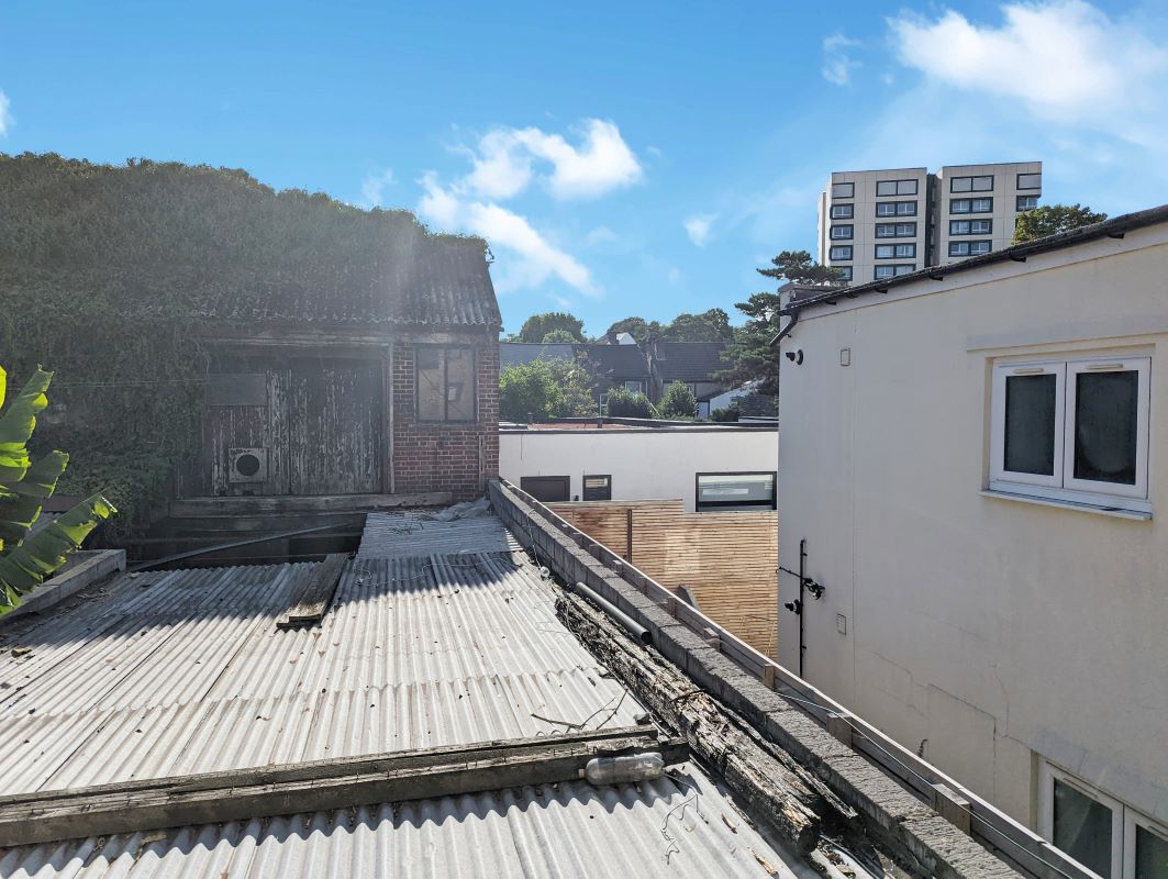 128A Southbridge Road & 21 Dering Road, Croydon, Surrey, CR0 1AF