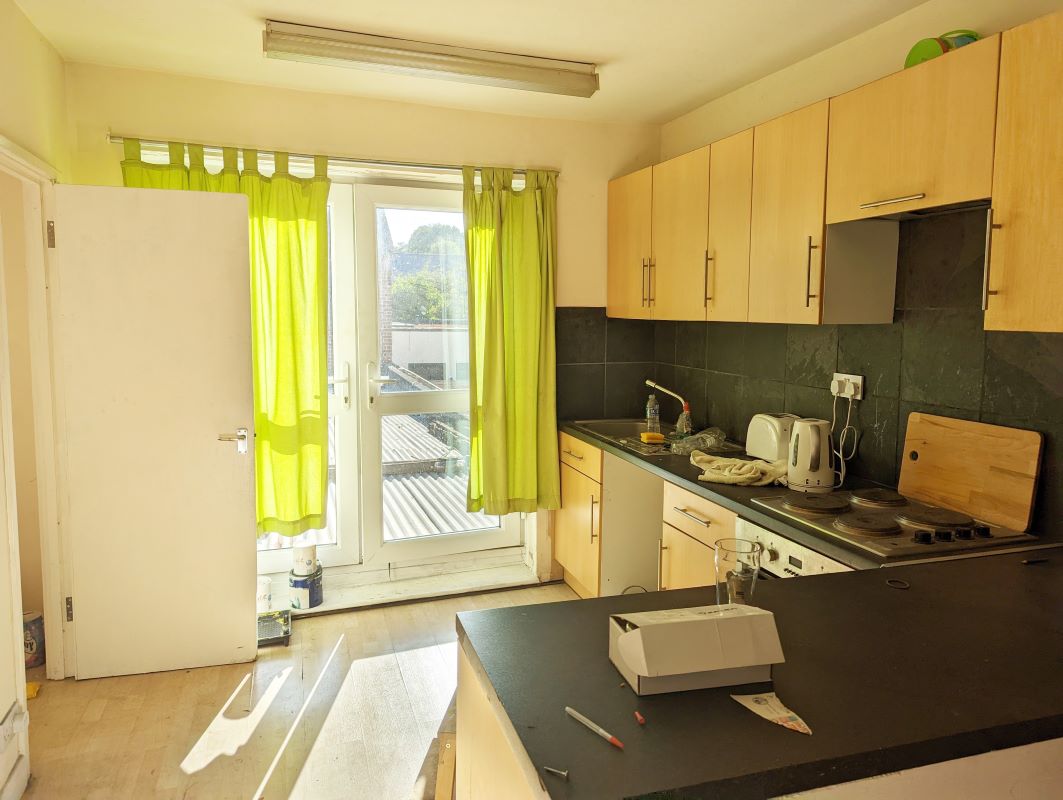 128A Southbridge Road & 21 Dering Road, Croydon, Surrey, CR0 1AF