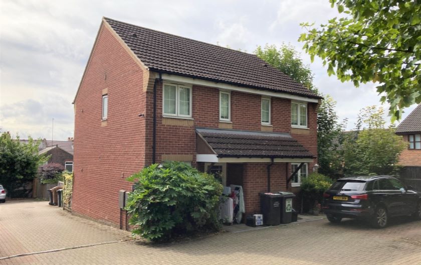 29A & 29B Wensleydale, Luton, LU2 7PN