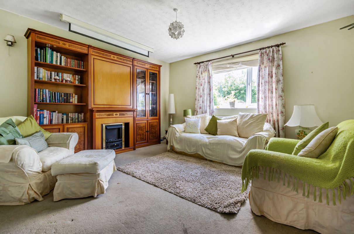 4 Radnor Court, Longcot, Faringdon, Oxfordshire, SN7 7TB