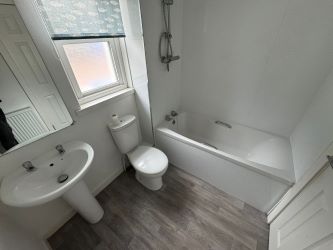 8 Pathhead, Douglas, Lanark, Lanarkshire, ML11 0QJ