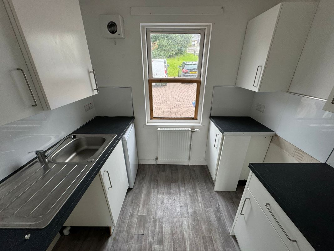 8 Pathhead, Douglas, Lanark, Lanarkshire, ML11 0QJ