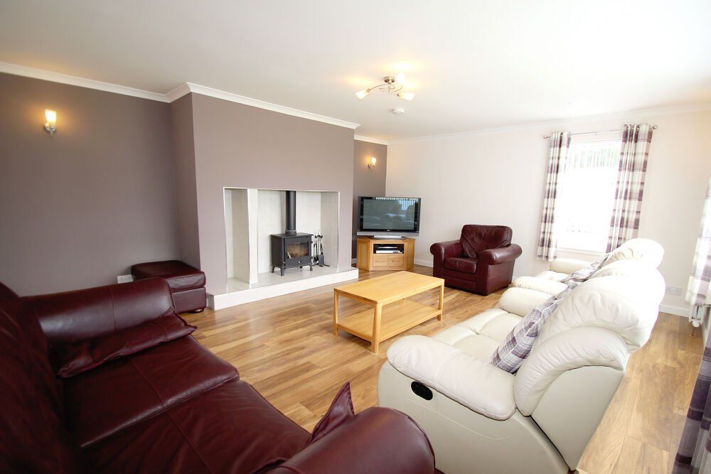 Willowbank Londubh, 3, Poolewe, Achnasheen, Ross-Shire, IV22 2LD