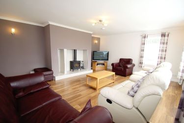 Willowbank Londubh, 3, Poolewe, Achnasheen, Ross-Shire, IV22 2LD