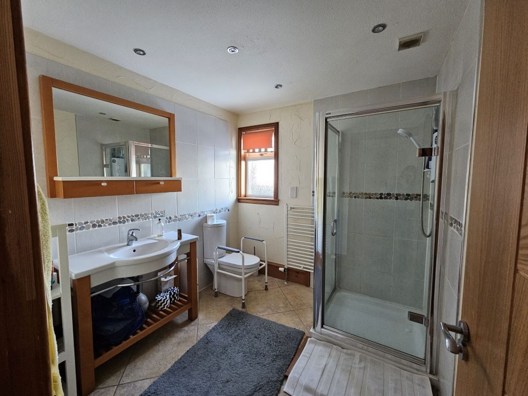 Cruachan Whiteford, Pitcaple, Inverurie, Aberdeenshire, AB51 5EB